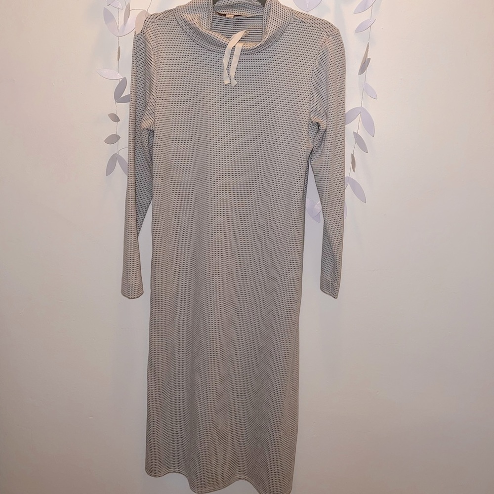 Loft Petite Grey and White Sweatshirt Dress